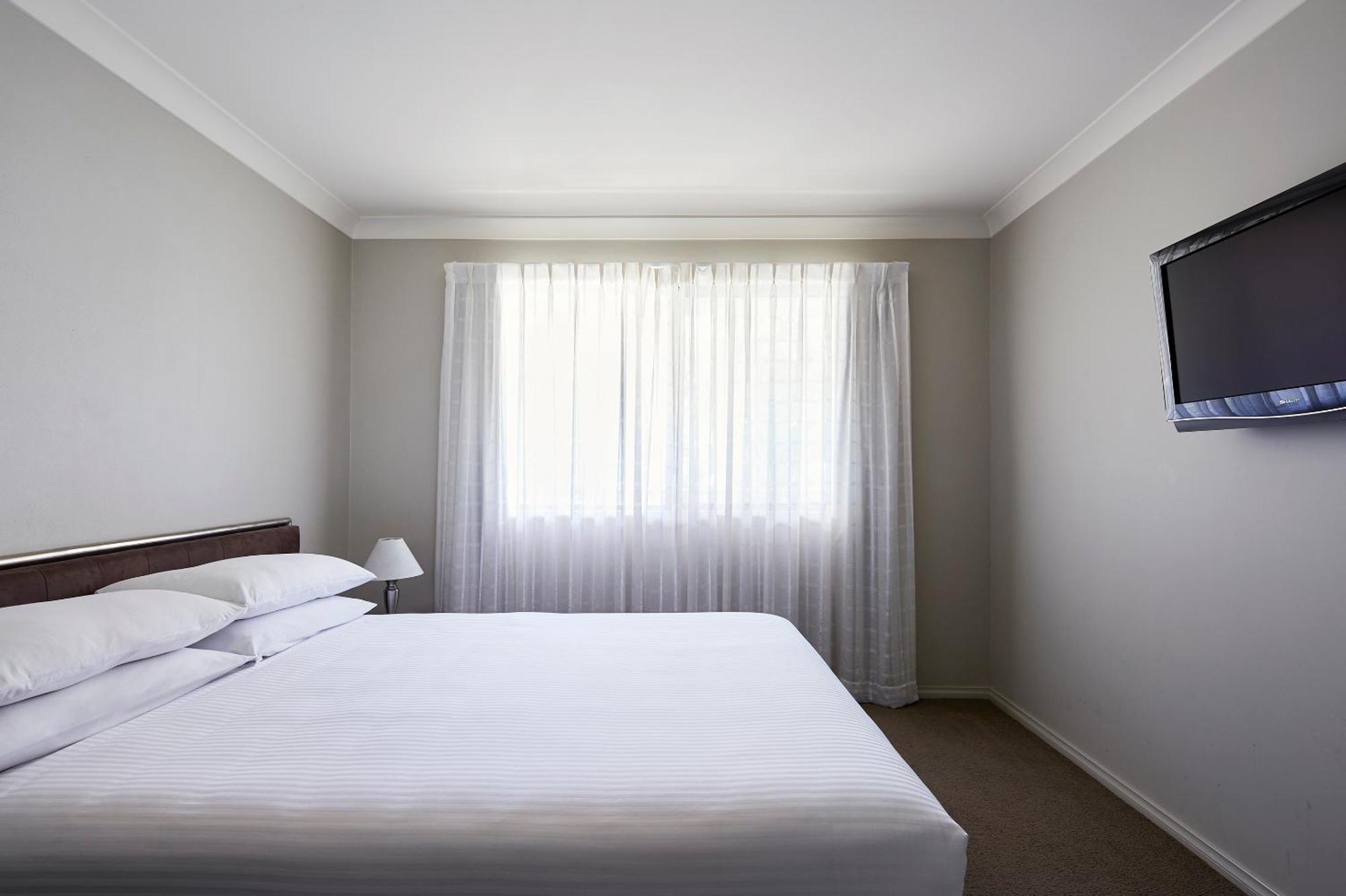 Pinnacle Apartments Canberra Exterior foto