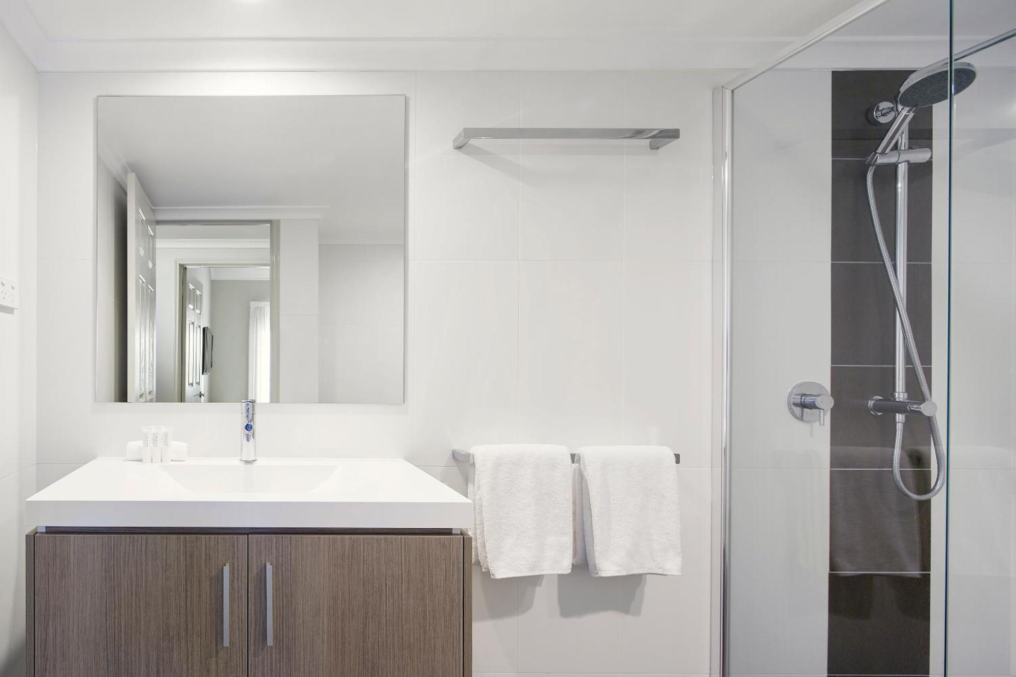 Pinnacle Apartments Canberra Exterior foto