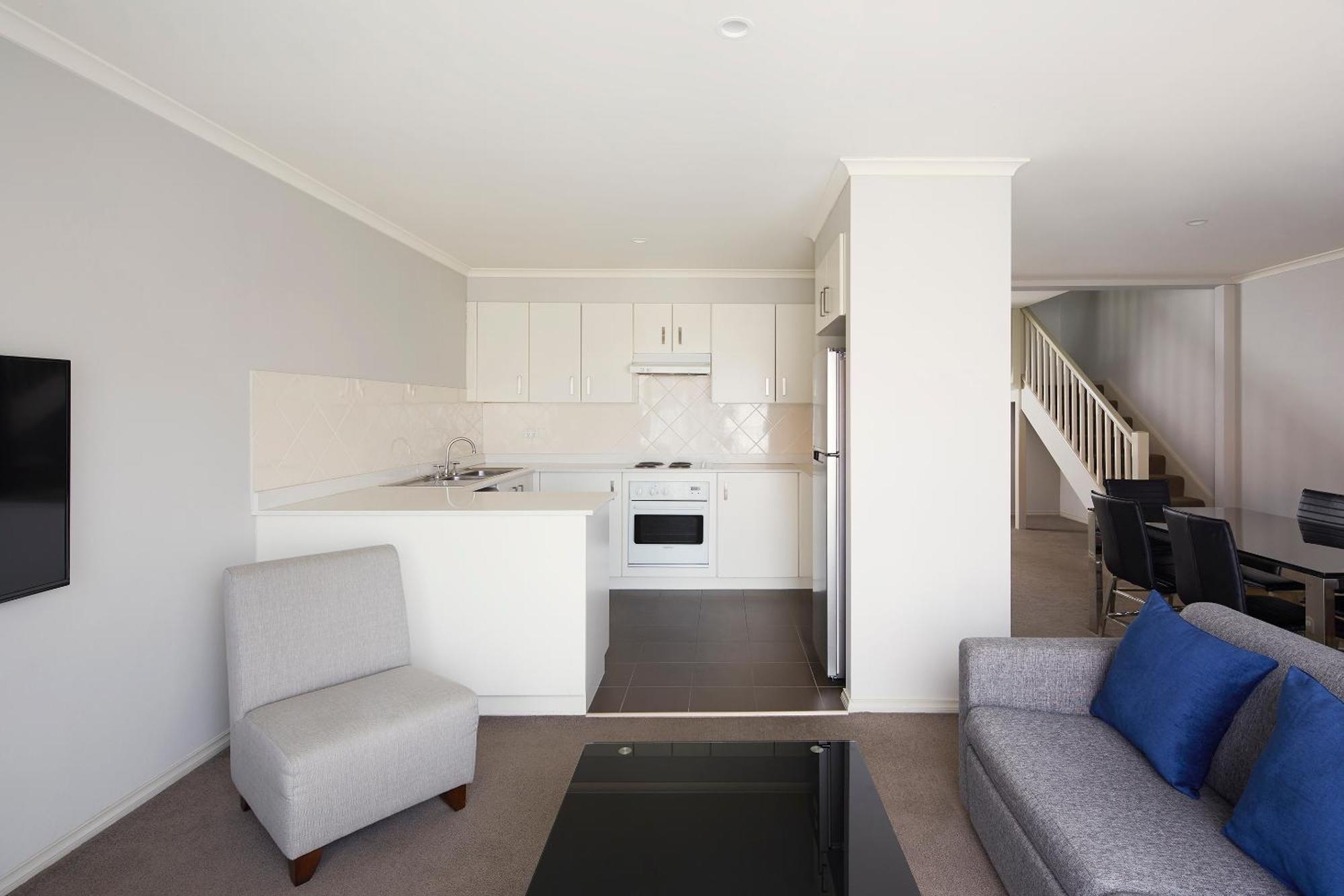 Pinnacle Apartments Canberra Exterior foto