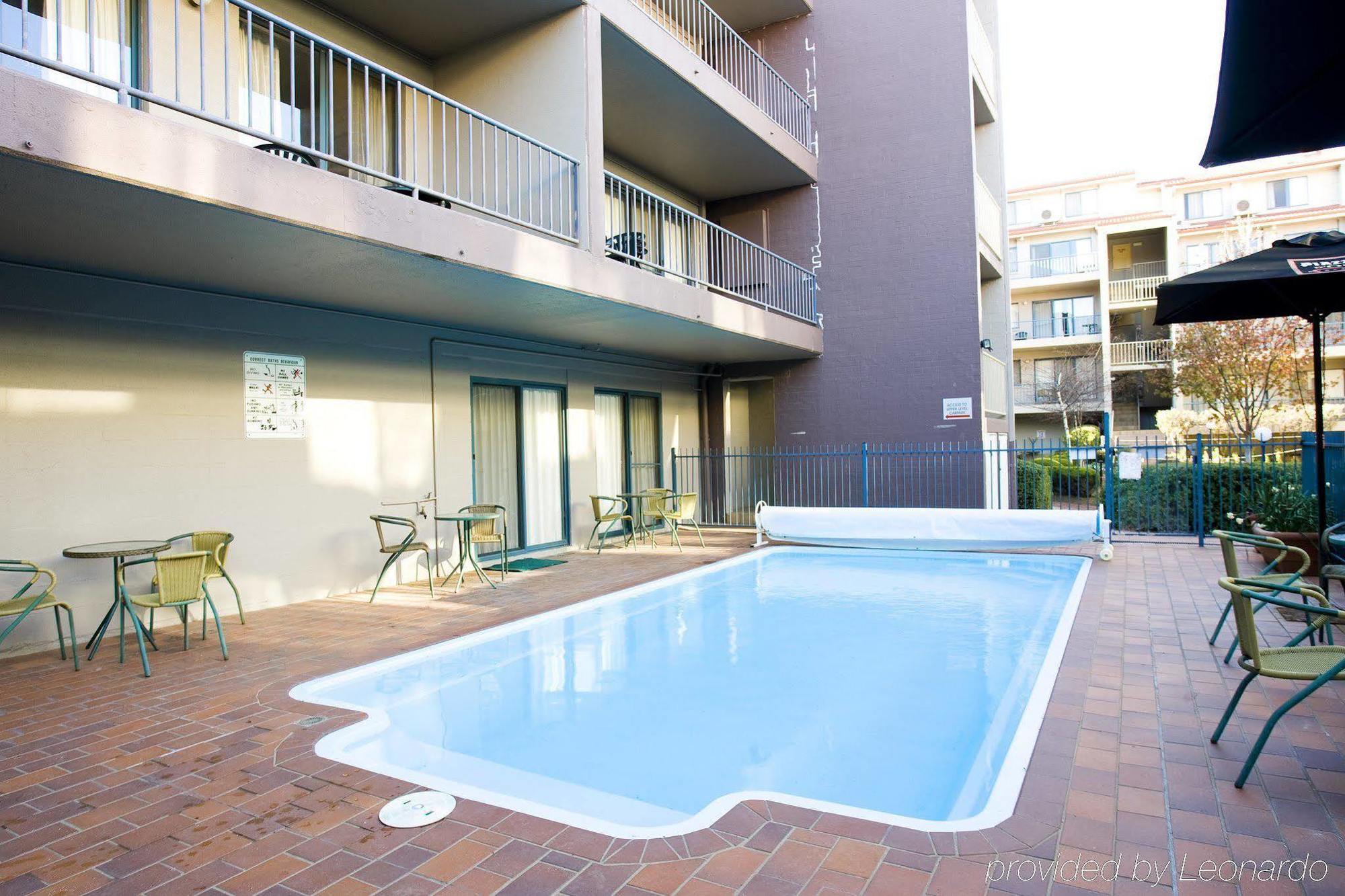 Pinnacle Apartments Canberra Exterior foto
