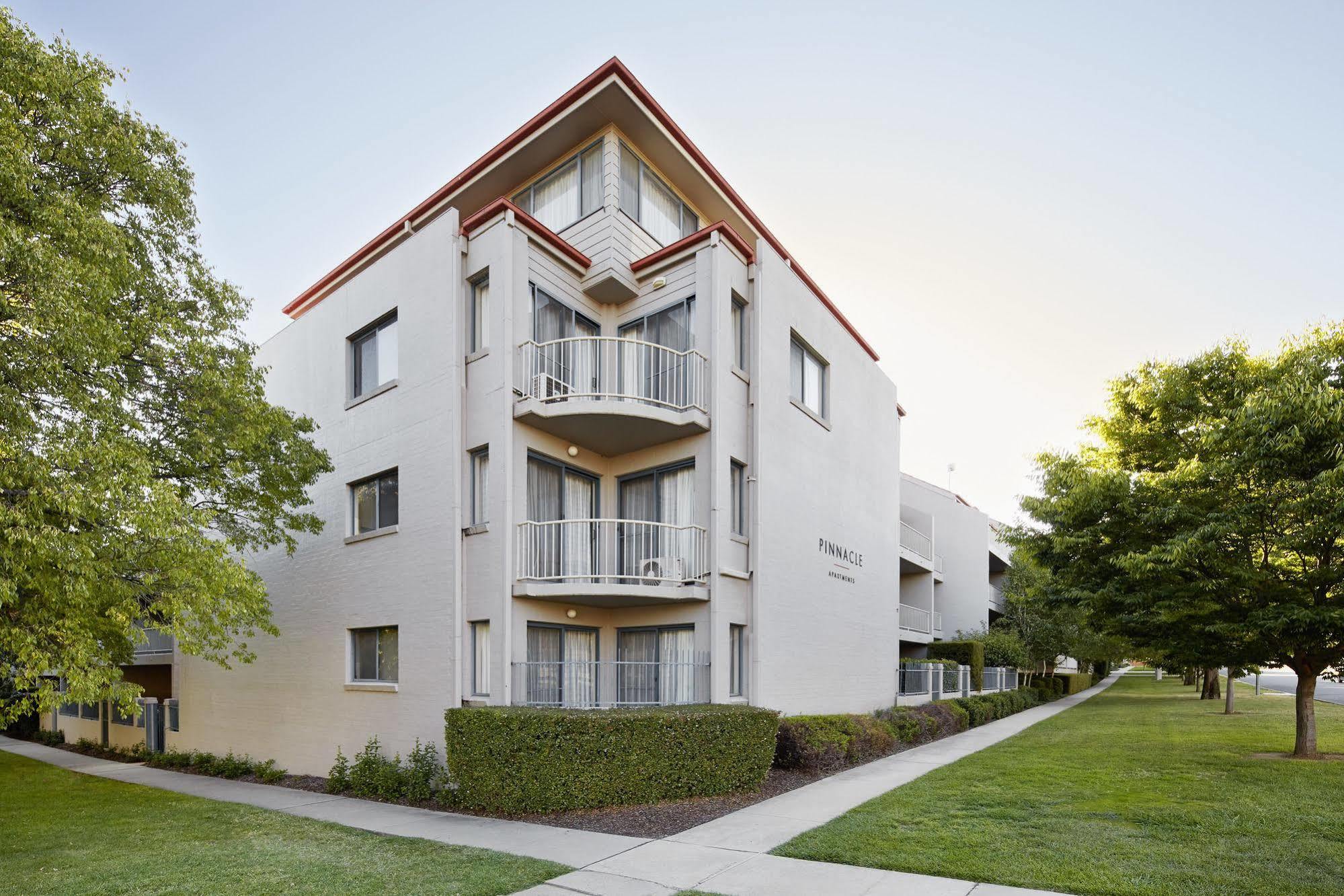 Pinnacle Apartments Canberra Exterior foto