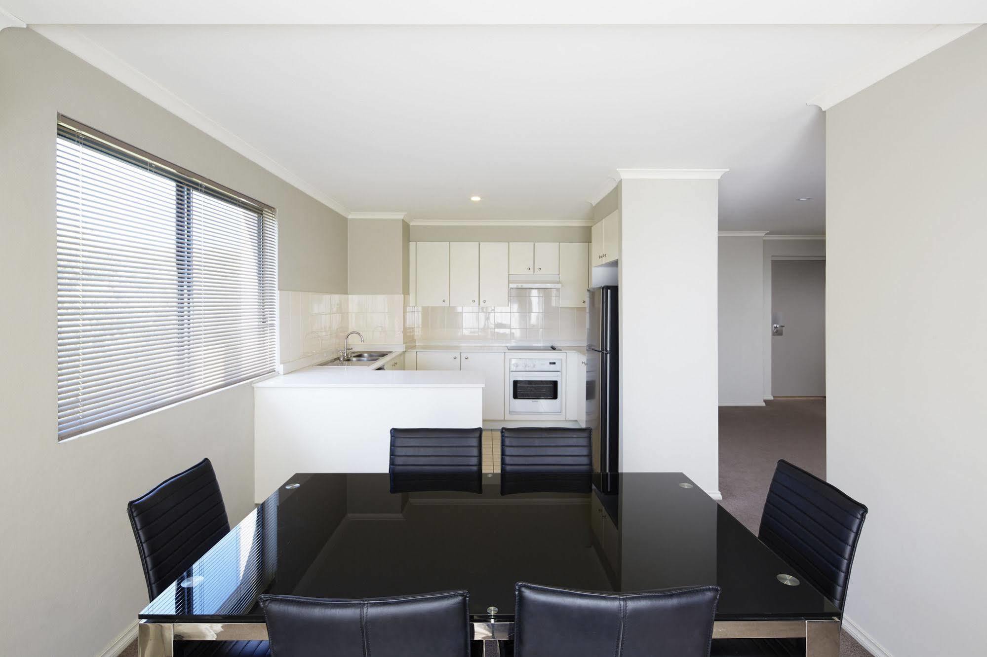 Pinnacle Apartments Canberra Exterior foto