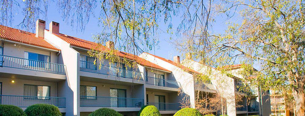 Pinnacle Apartments Canberra Exterior foto